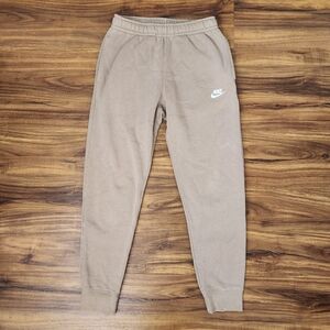 NWOT Nike Kakhi/Tan Sportswear Club Fleece Jogger Pants Size Xsmall